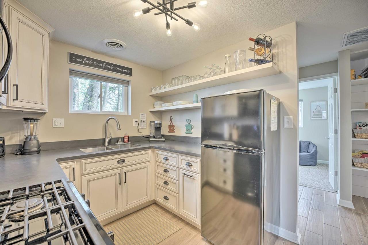 Waterfront Syracuse Home With Patio And Fire Pit! Екстериор снимка